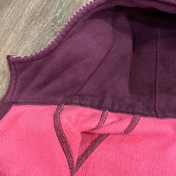 Lululemon Scuba Hoodie in Hyper Stripe Printed Afterglo Plum - Picture 5 of 13